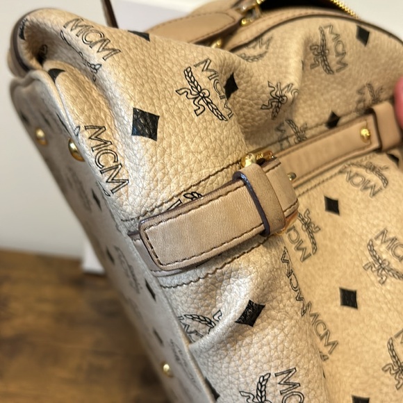 MCM Beige Alma handbag - Picture 3 of 7